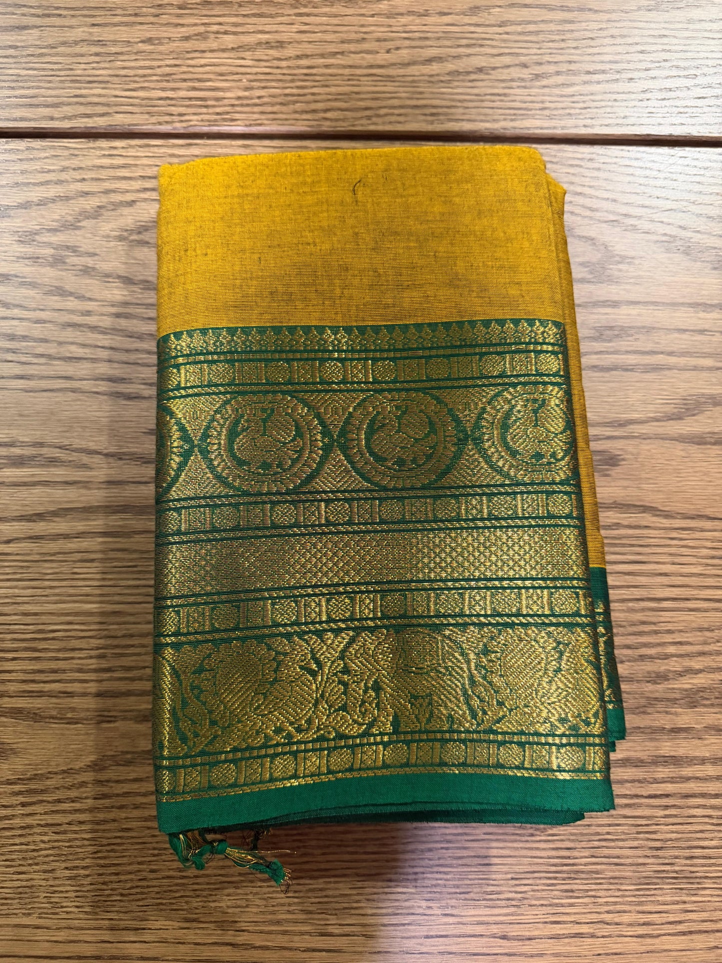 Srinivasa Boutique : Kanchi Cotton - Pure Handloom (3 for 100SGD) applied automatically at Checkout !