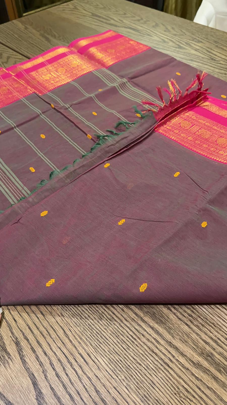 Srinivasa Boutique : Kanchi Cotton - Pure Handloom (3 for 100SGD) applied automatically at Checkout !